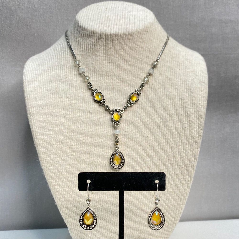 💎Avon Burnished Silver Tone Necklace Earrings Golden Yellow Teardrop Rhinestones
